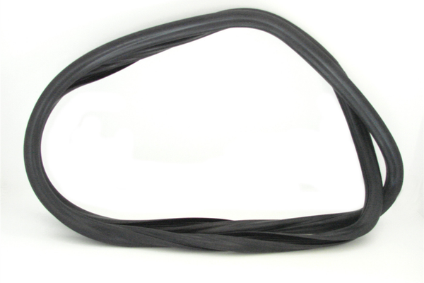 FRONT WINDSCREEN SEAL 500N/D